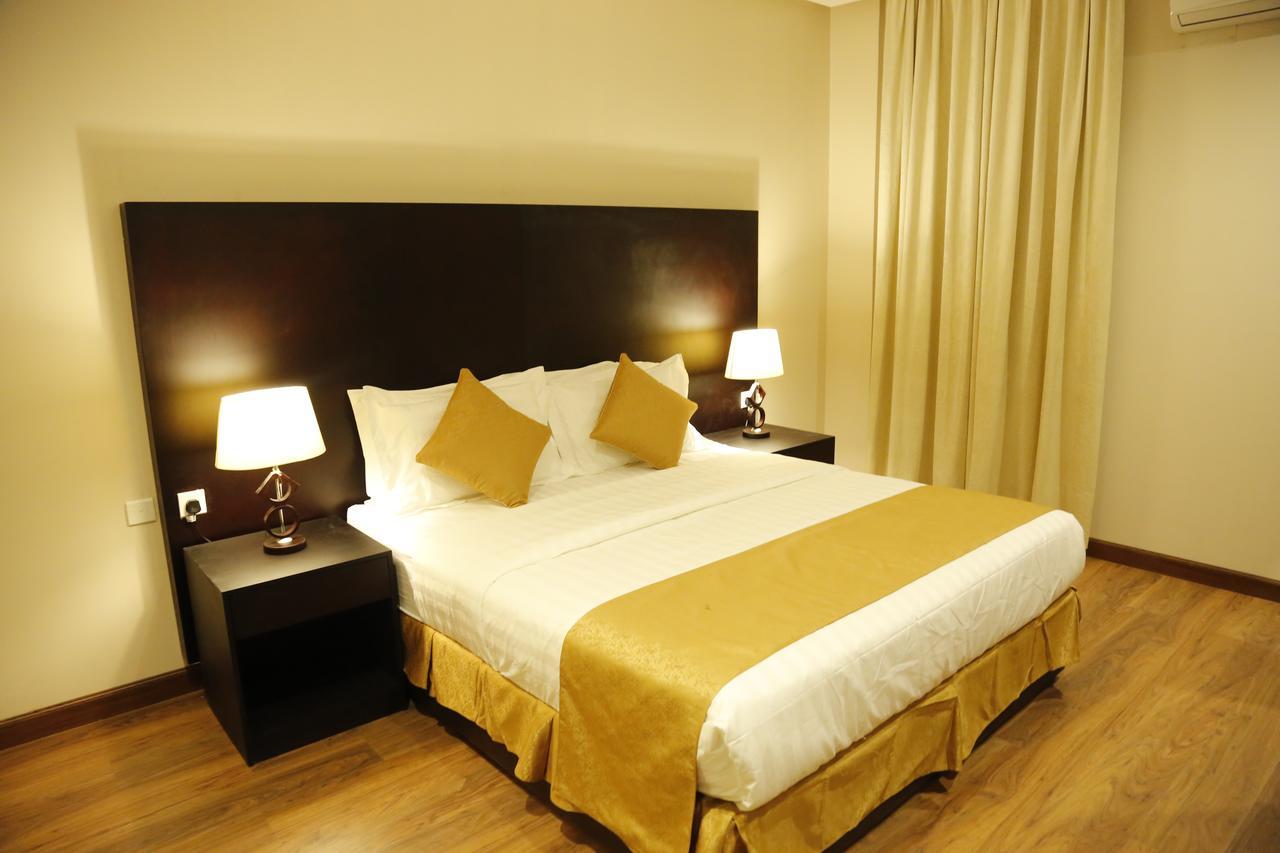 Flora Hotel Suite 2 فلورا2 للشقق المخدومة Ριάντ Εξωτερικό φωτογραφία