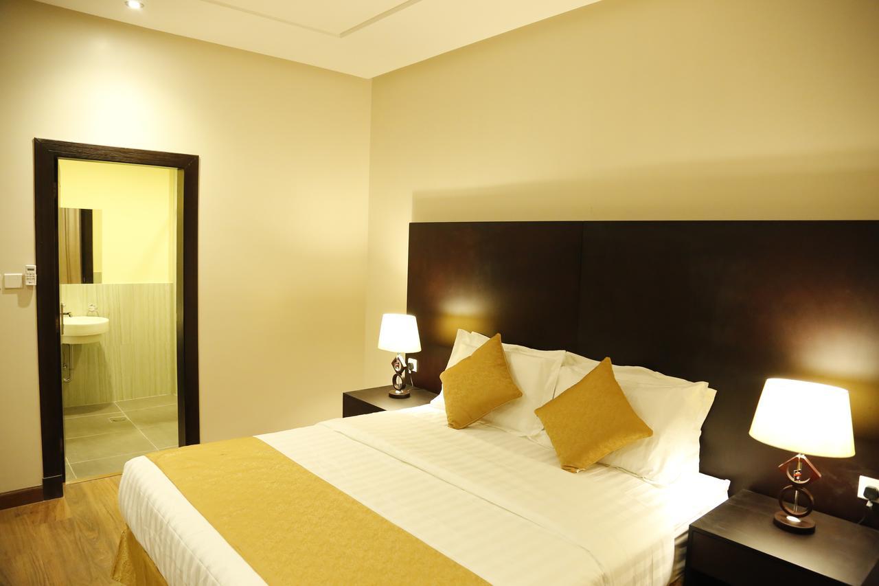 Flora Hotel Suite 2 فلورا2 للشقق المخدومة Ριάντ Εξωτερικό φωτογραφία