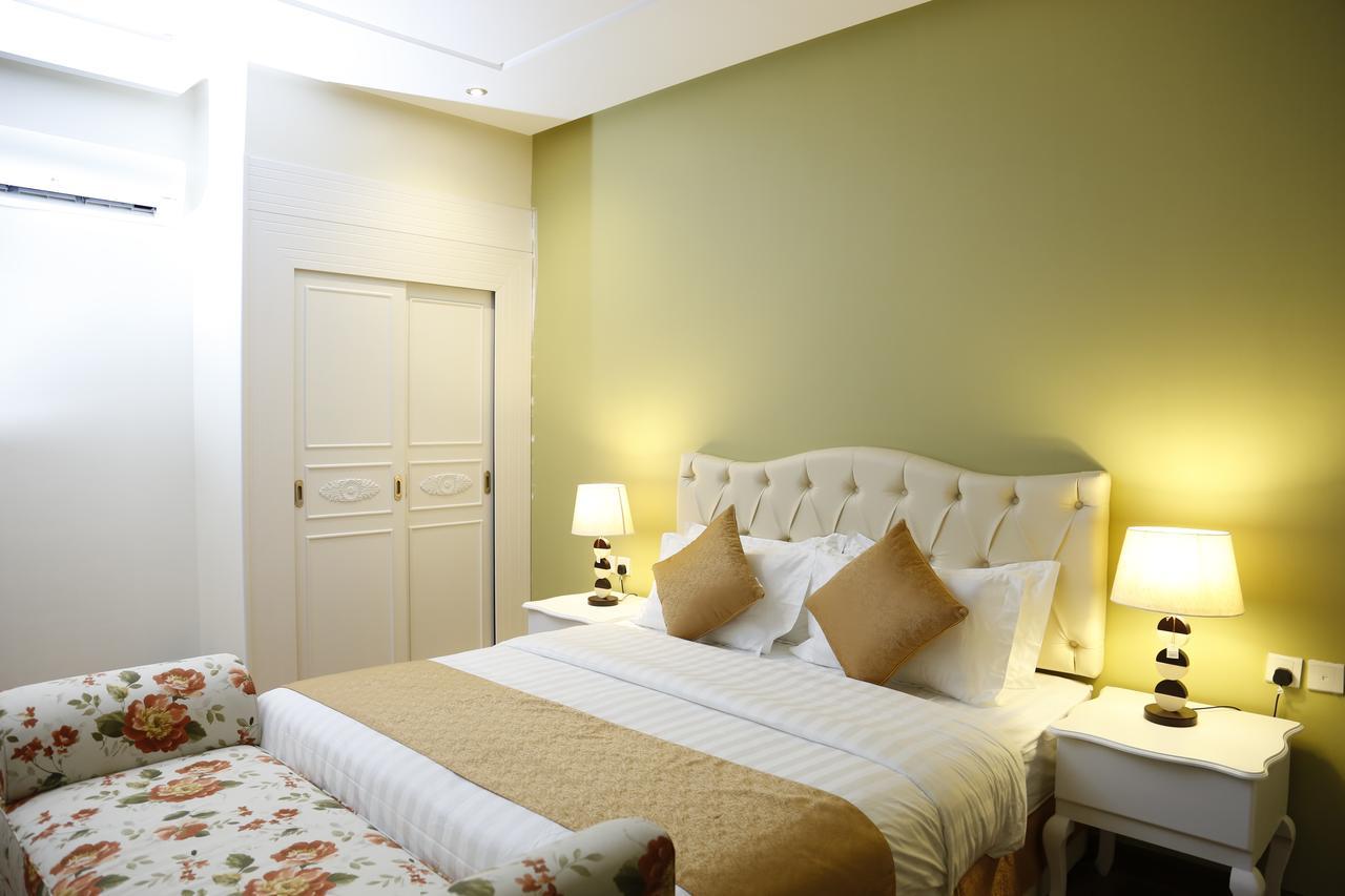 Flora Hotel Suite 2 فلورا2 للشقق المخدومة Ριάντ Εξωτερικό φωτογραφία