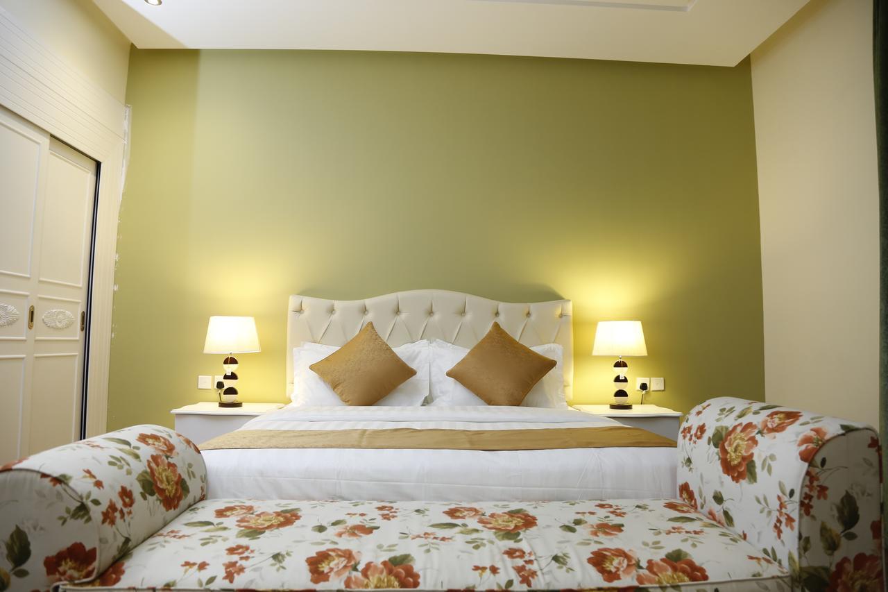 Flora Hotel Suite 2 فلورا2 للشقق المخدومة Ριάντ Εξωτερικό φωτογραφία