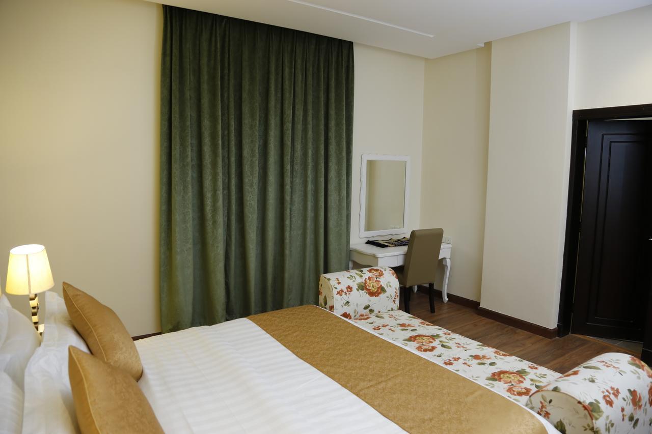 Flora Hotel Suite 2 فلورا2 للشقق المخدومة Ριάντ Εξωτερικό φωτογραφία